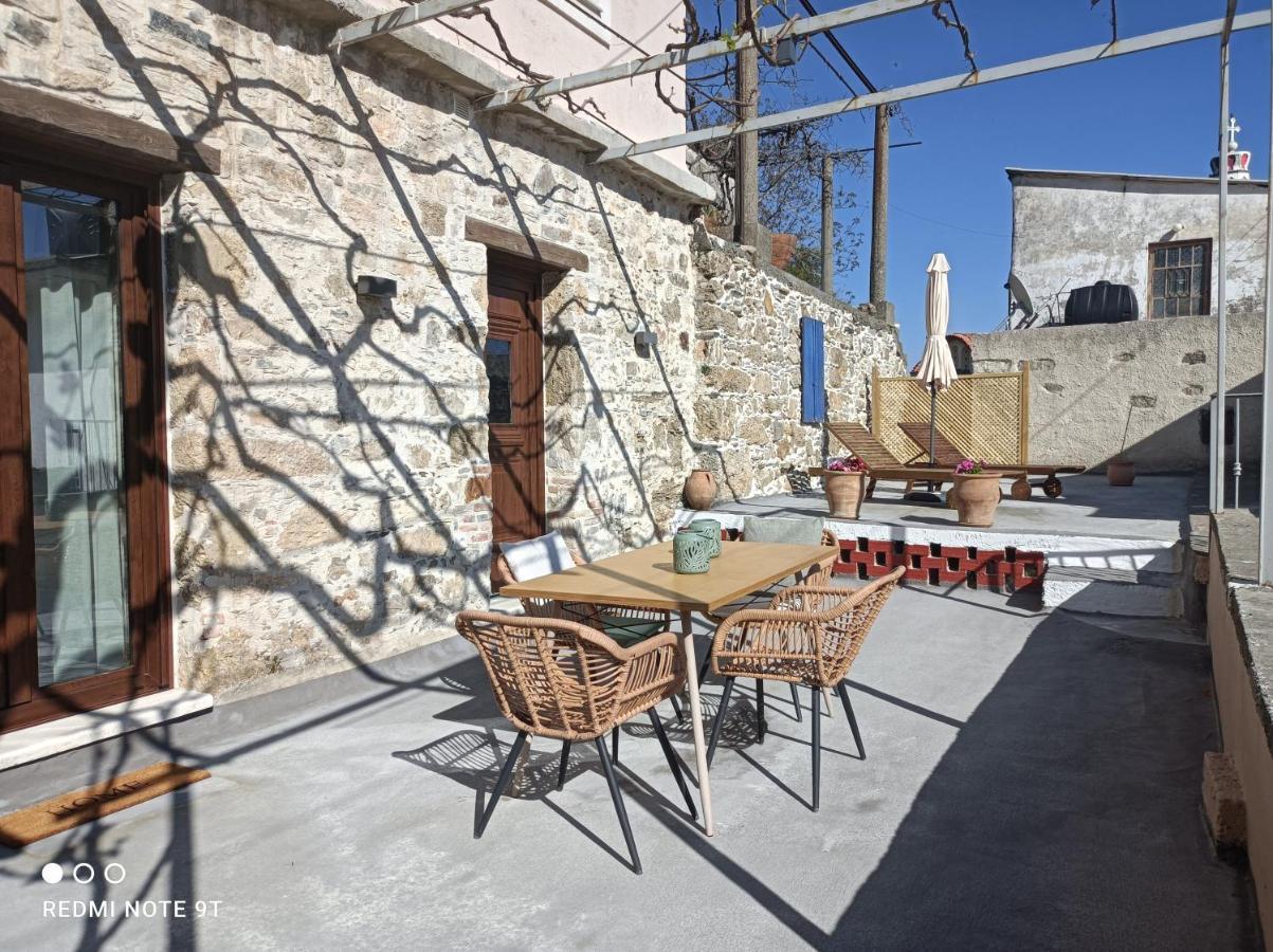 Stairs Homes & Suites Kamaria  Dış mekan fotoğraf